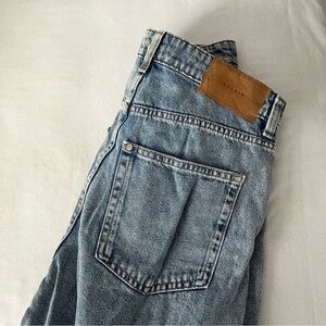 NWT H&M loose jeans 🏷️👖🌎
